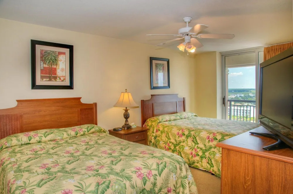 Tilghman Golf 1201 3 Bedrooms 3 Bathrooms Condo