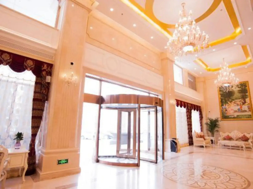 Vienna International Hotel (Hebei Yanjiao Jinyan Street)