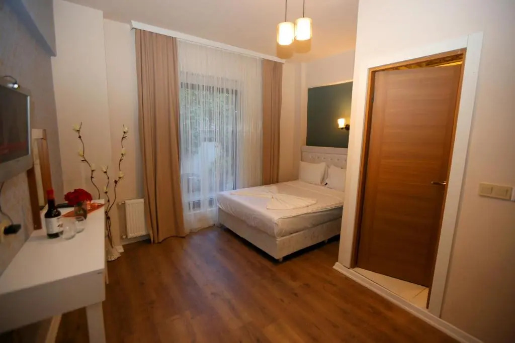Senyor Garden Hotel