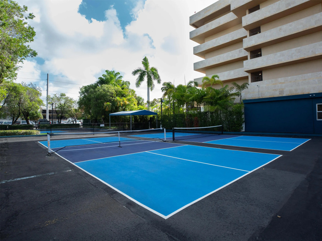 Regency Miami Airport by Sonesta