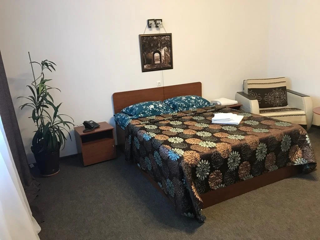 Hotel on Obvodnom