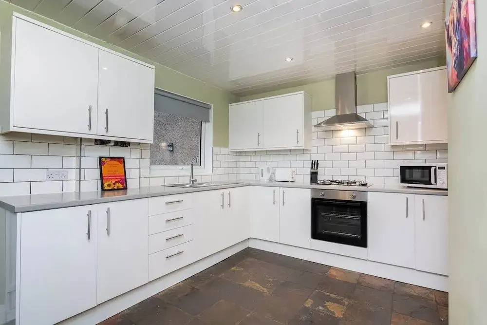 The Pitcairn Residence - 3 Bedroom House