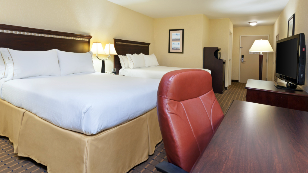 Holiday Inn Express and Suites Allentown West by IHG