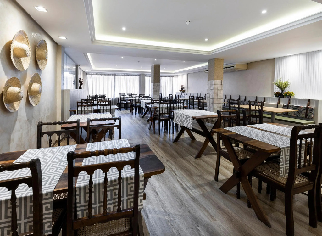 H Hotel