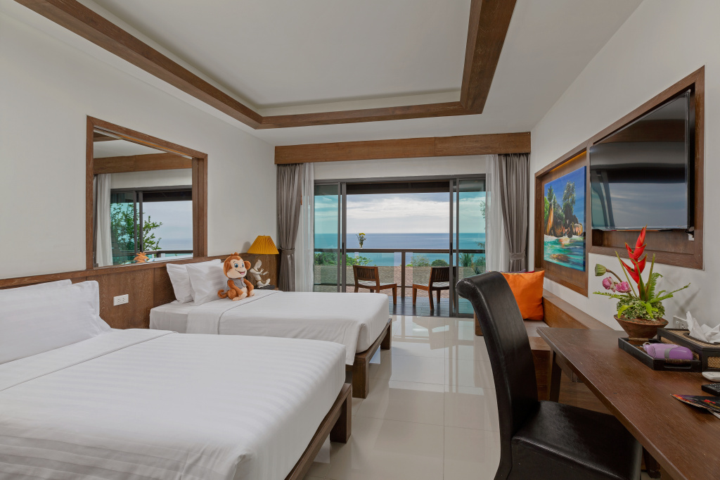 Отель Secret Cliff Resort Phuket
