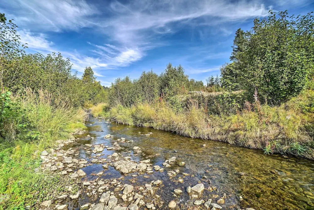 Secluded Getaway w/ Deck, Steps to Fritz Creek!