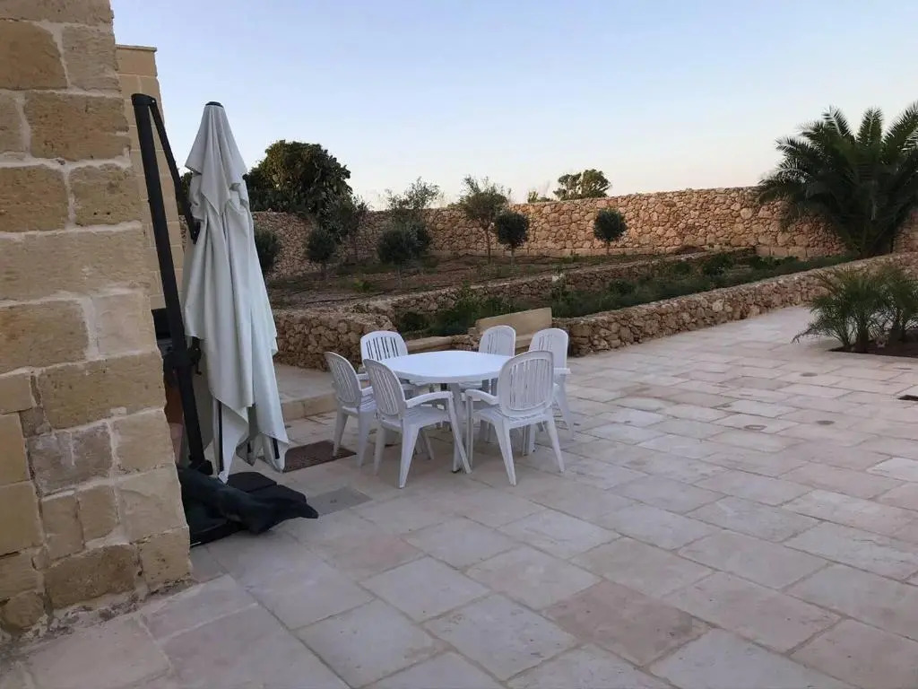 Farmhouse Villa with Large Pool and Garden in Gozo