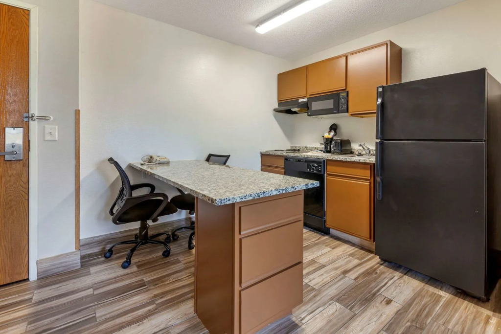 MainStay Suites Dubuque at Hwy 20