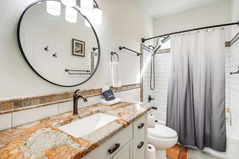 3 Mi to Dtwn: Home w/ Heated Pool in Gilbert