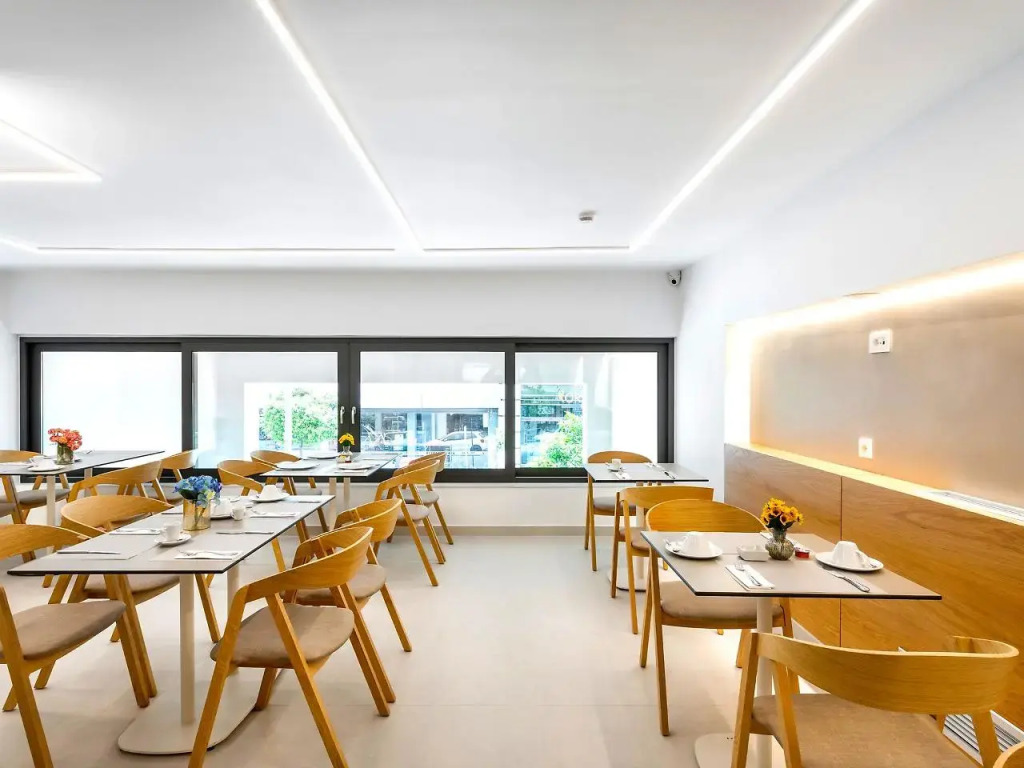 DAYS City Suites