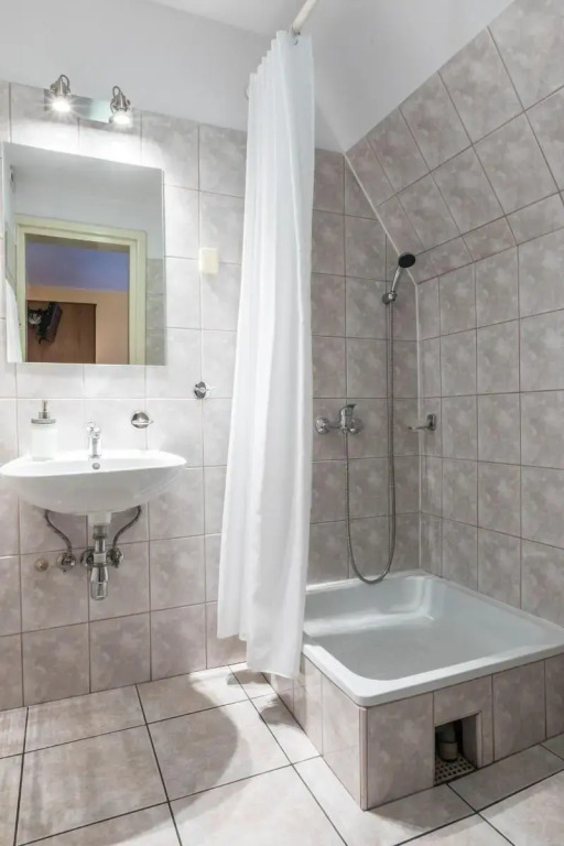 Liberta INN - Pokoje Gościnne