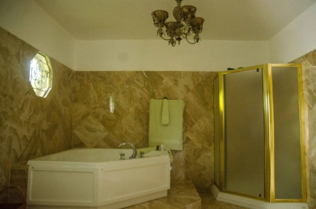 Bertrann Bed & Breakfast