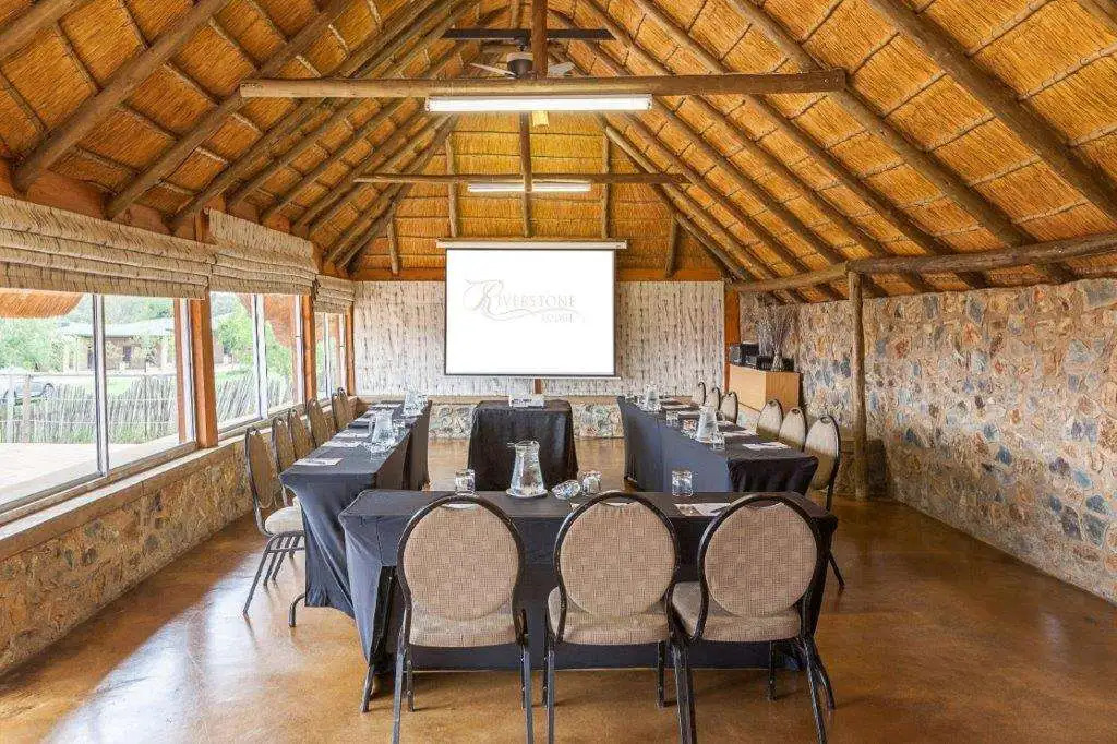 Riverstone Lodge