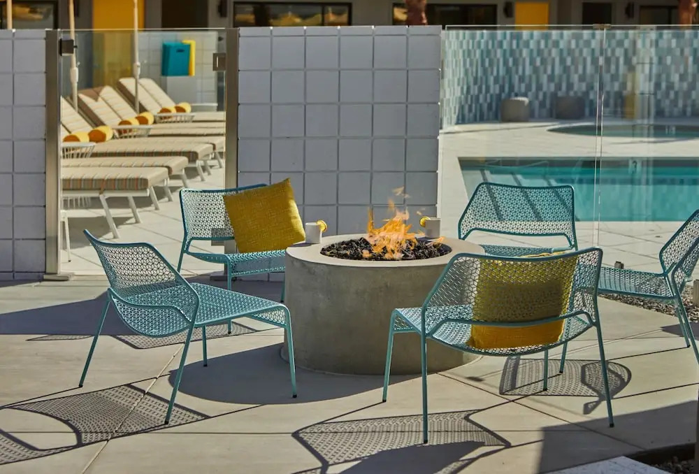 Twin Palms Resort - A Gay Mens Resort