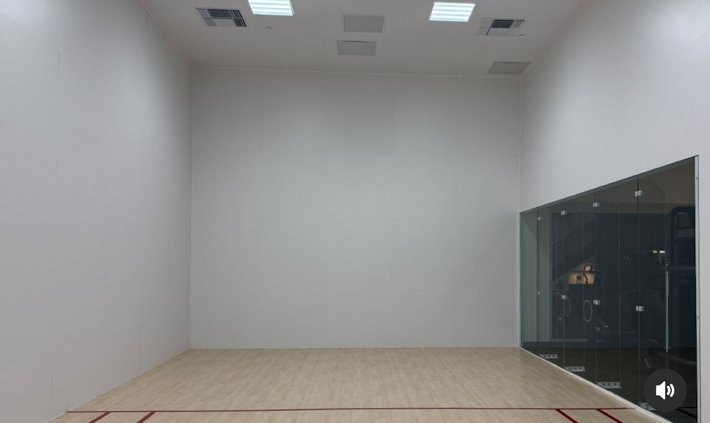 King Deluxe Studio