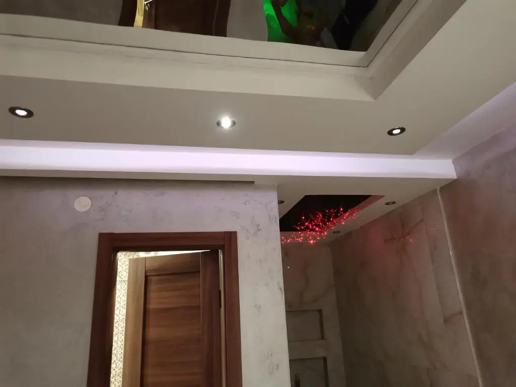 Airport Apartments