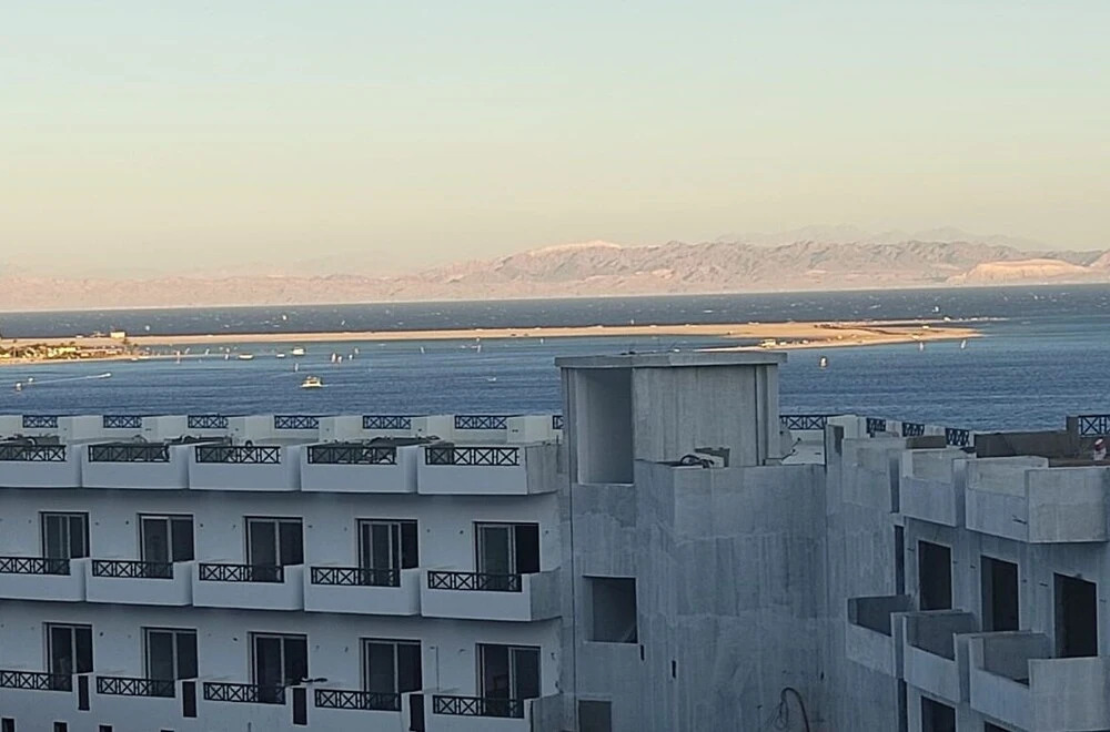 Sunny Dahab