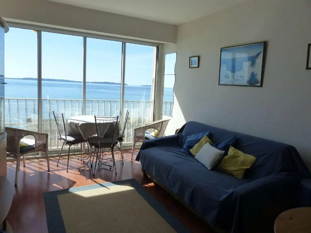 Appartement Le Lavandou, 1 pièce, 2 personnes - FR-1-308-50