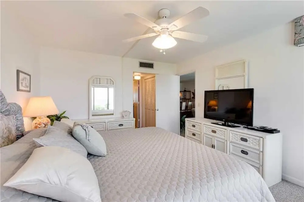 Sun Caper 308 - Two Bedroom Condo