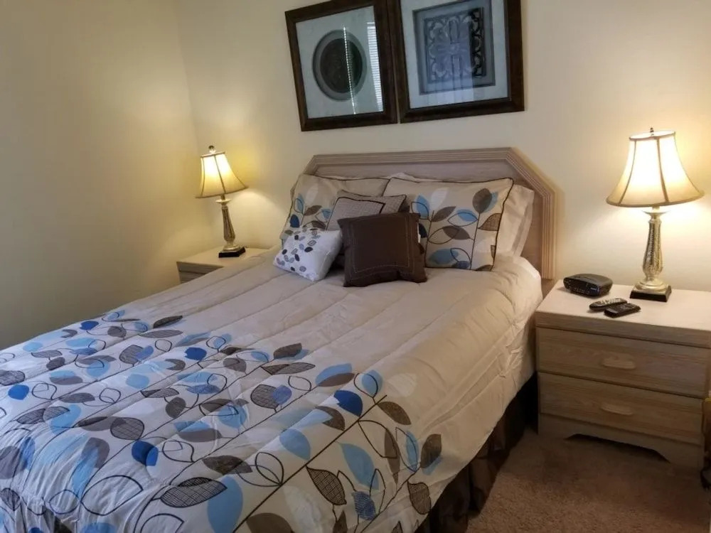 4BR Windsor Palms Rst Pool Home by FVM