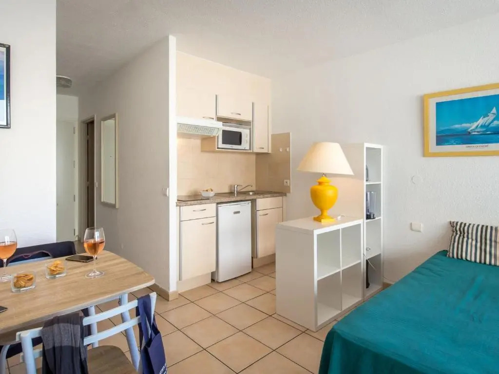Appartement Saint-Raphaël, 1 pièce, 3 personnes - FR-1-466A-37