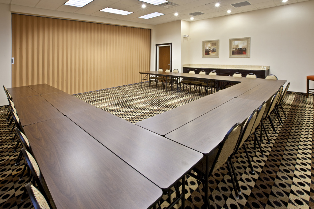 Holiday Inn Louisville Airport South by IHG