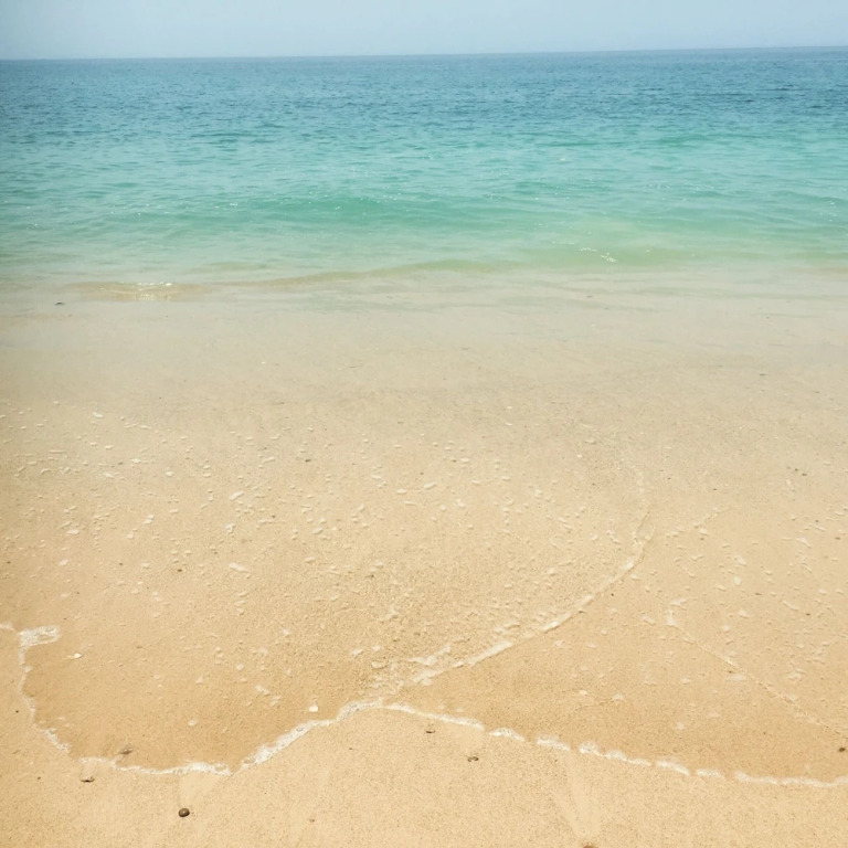 Beachfront Room With Stunning sea View Free Breakfast and Toiletries
