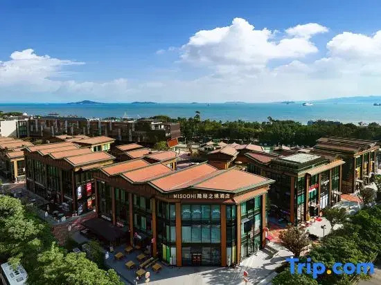 MisooHi Secret World Hotel (Zengcuo'an Branch, Huandao South Road, Xiamen)