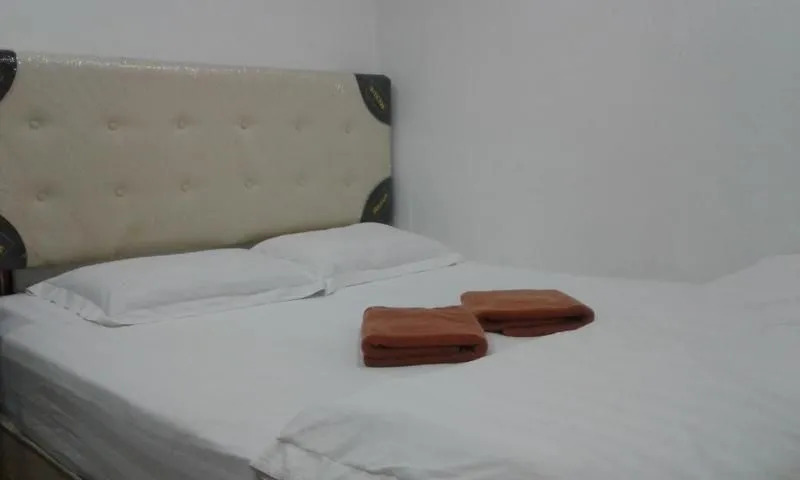 Oyo 988 Malawati Ria Hotel