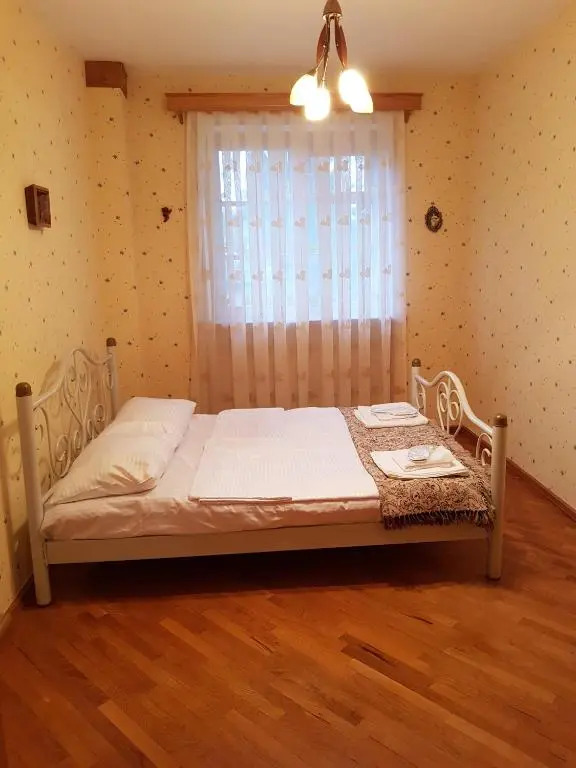Apartment 38