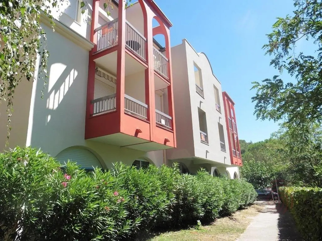 Studio Lamalou-les-Bains, 1 pièce, 2 personnes - FR-1-451-147