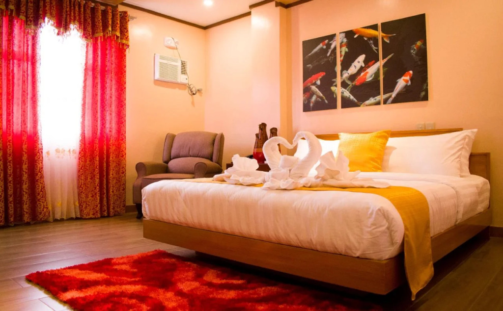 Royal Mansion Hotel