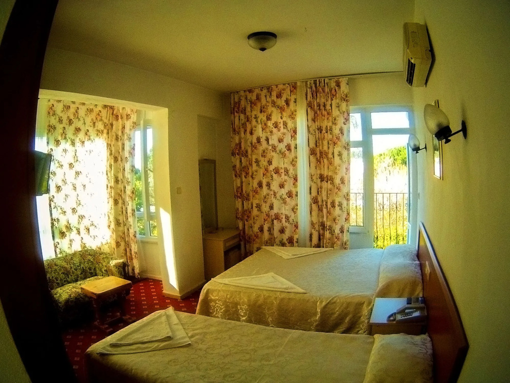 Hotel Seril 1