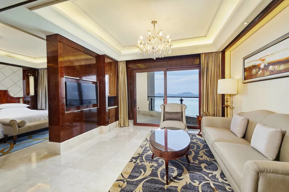 Sheraton Sanya Bay Resort