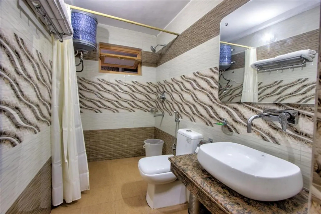 Hotel Samiru Manali