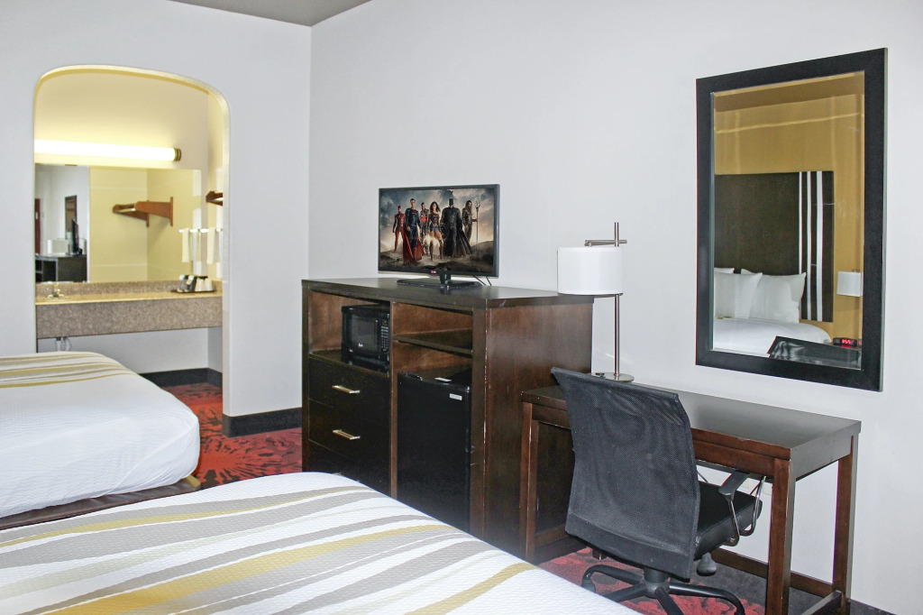 Palacio Royale Houston NW at Beltway 8