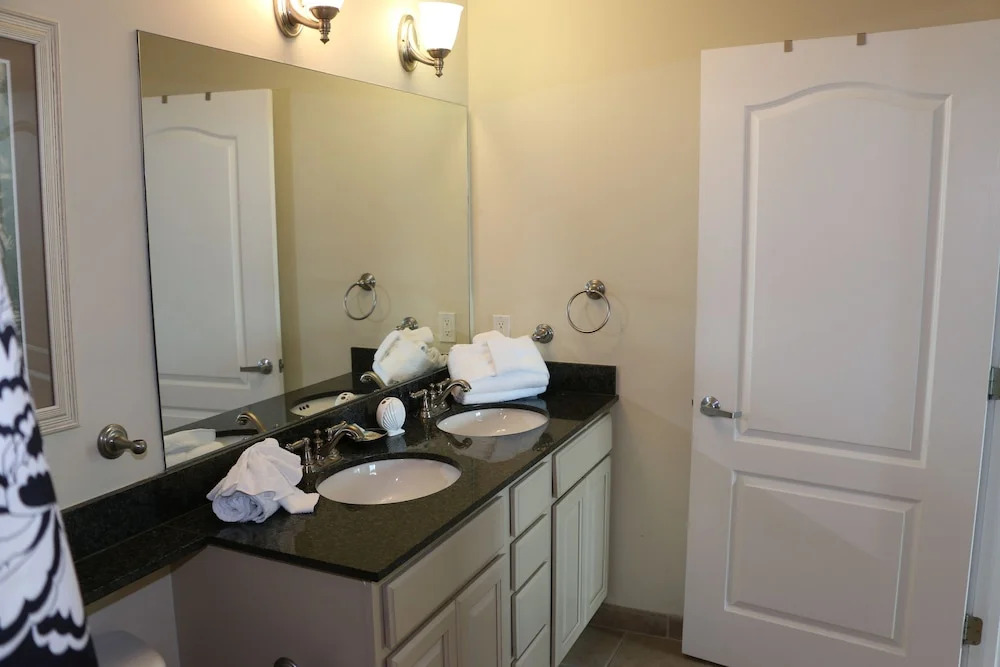 Indies 307 - 3 Br Condo