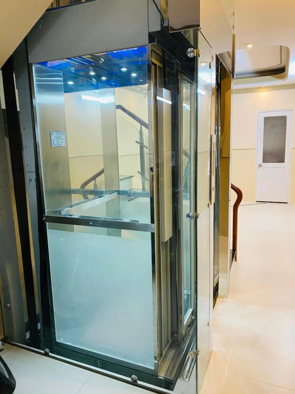 Home Away Do Quang Dau- Homestay, City Center, D1