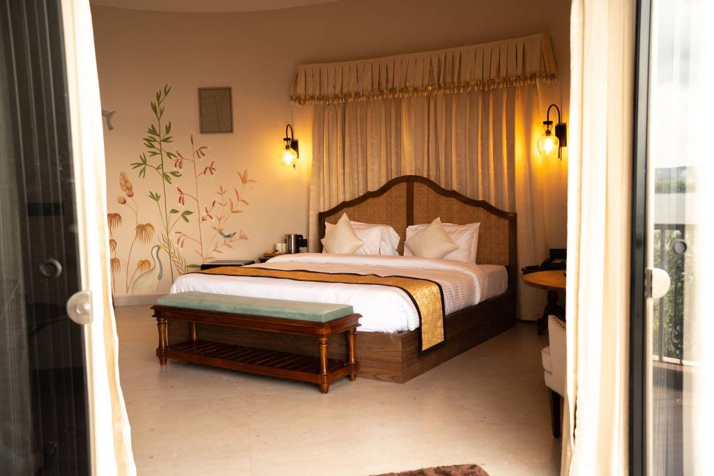 Narwar Lakefront Resort