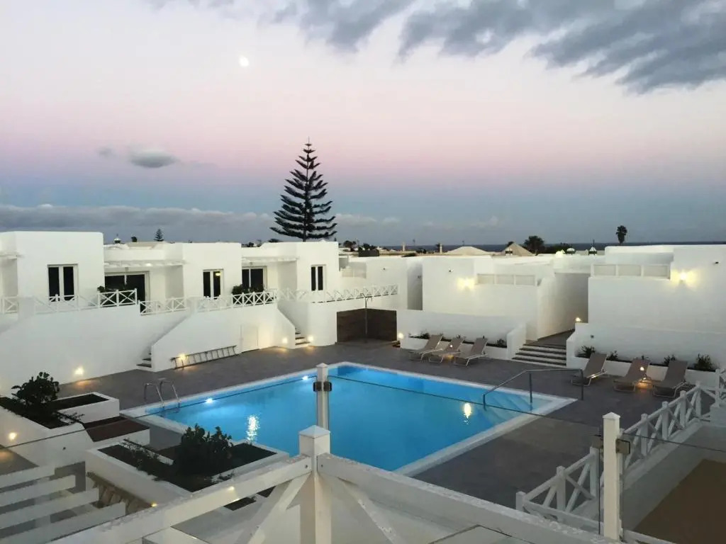 Flower beach suites 17