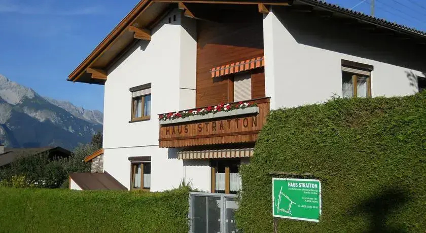 Haus Stratton