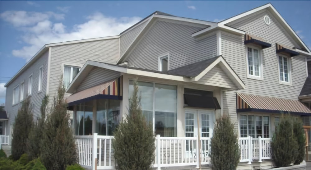 orcaSound Hotel
