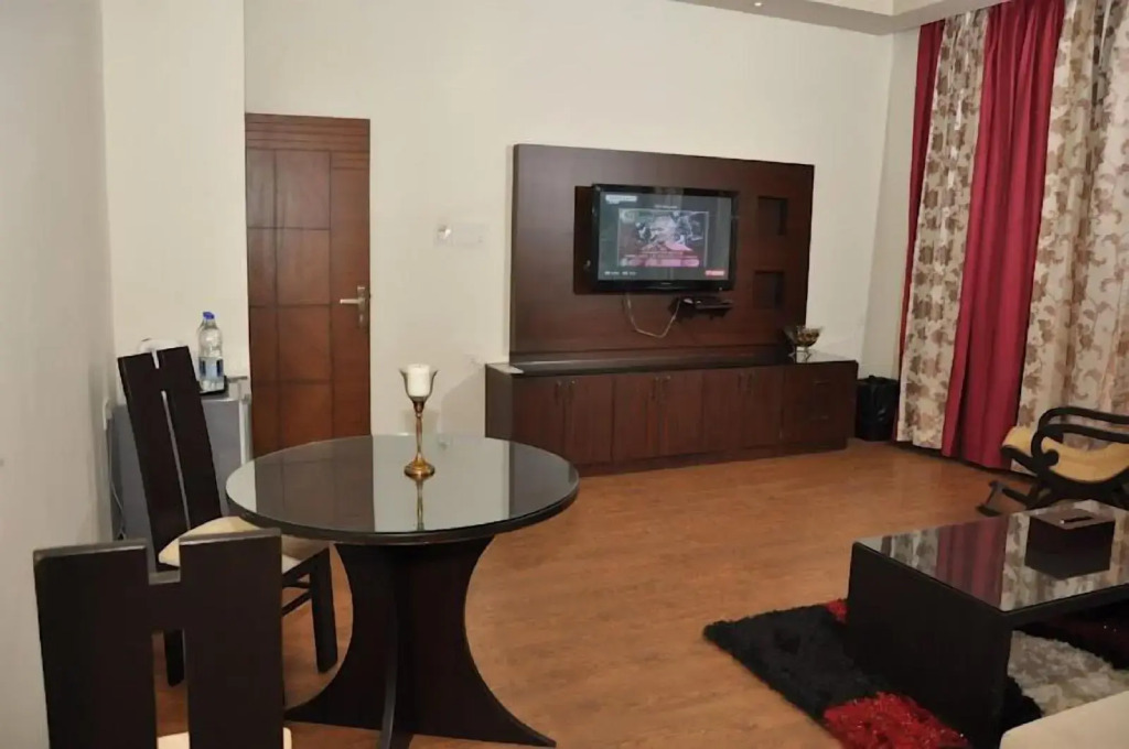 Sukhmantra Resort