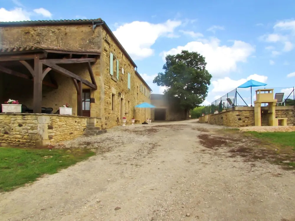 House With 4 Bedrooms in Soulaures, With Indoor Pool and Furnished Gar