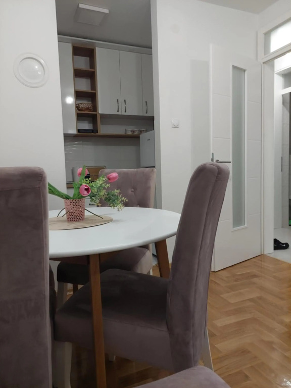 SUNRISE Apartments
