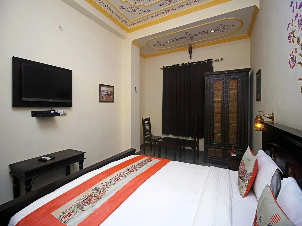 OYO 8515 Ashok Palace
