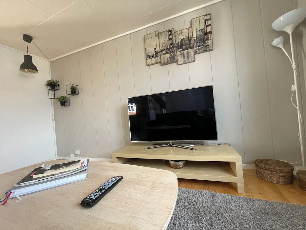 Stavanger BnB 10 Nicolas Parking & Generous Terrace