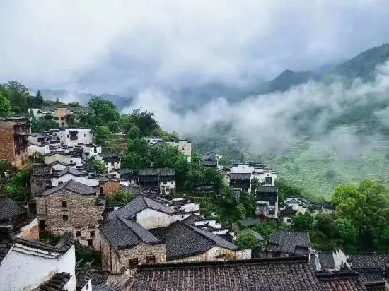 Wuyuan Xingfu Inn