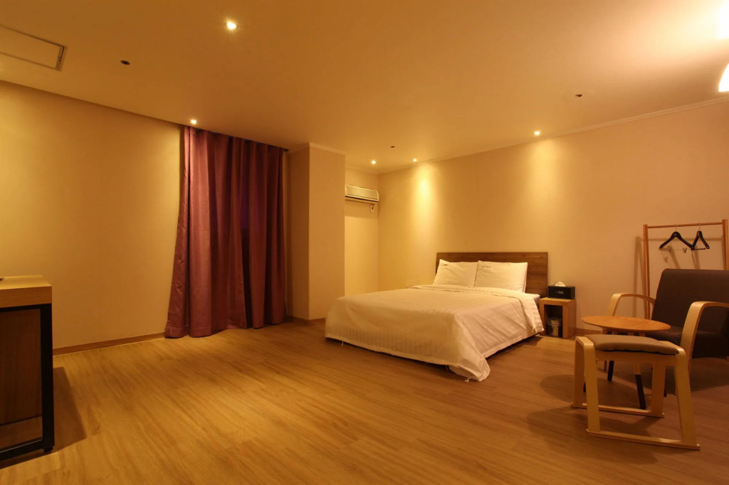 Hotel violet