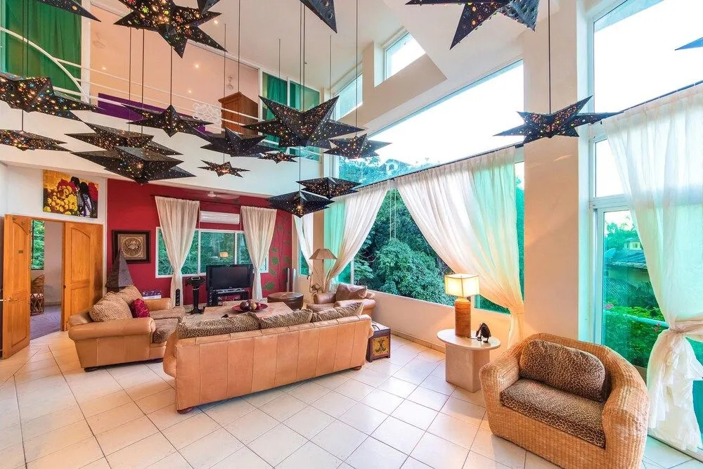 Luxury villa rental, Casa Yvonneka